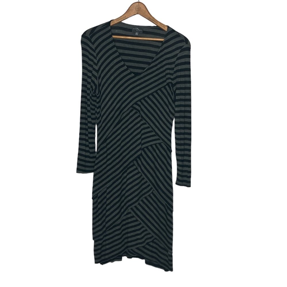 Market & Spruce Medium Stitch Fix Black Gray Striped Knit Tiered Brentwood Dress